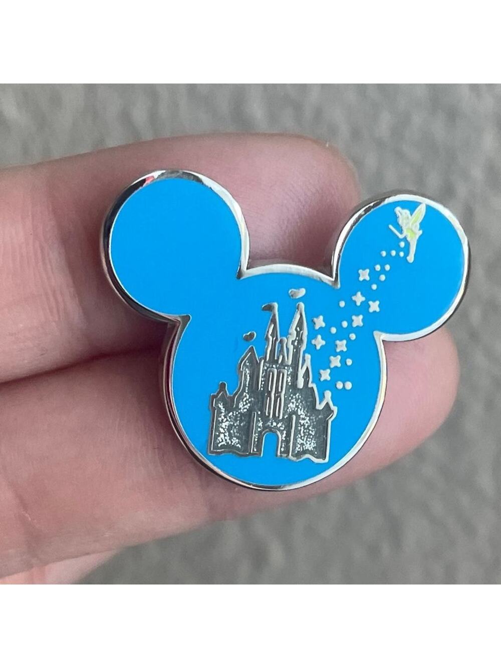 Disneyland Castle Mickey Mouse Pins 225-1